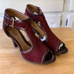 Burgundy Suede open toe shoes